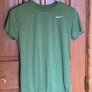 Short sleeve Nike t-shirt